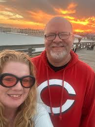 Karissa Perry's Instagram, Twitter & Facebook