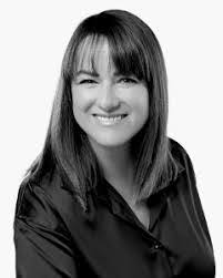 Amber Ramsay's Instagram, Twitter & Facebook