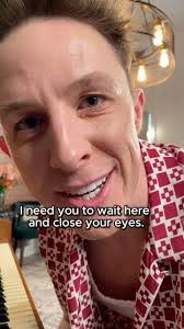 Louella Day's Instagram, Twitter & Facebook