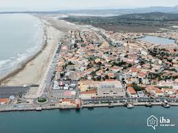Station traditionnelle du littoral audois, port la nouvelle étire ses longues plages de sable fin doré sous le soleil du midi. Location Port La Nouvelle De Derniere Minute Pour Vos Vacances