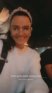 Sara Dinkins's Instagram, Twitter & Facebook