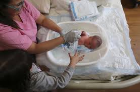 Shop with afterpay on eligible items. New Baby Bathing Methods At Wyoming Medical Center Help Ease Transition For Newborns Casper Trib Com