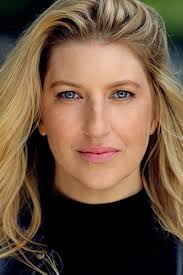 Talk to Tara Summers