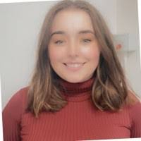 Hannah Bolton's Instagram, Twitter & Facebook