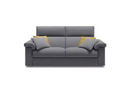 Si presenta come un sistema di morbidi blocchi imbottiti ricoperti da falda acrilica trapuntata e, non avendo i braccioli, è piuttosto versatile da comporre. Divano Letto Relais Divano Outlet Sofa Club Divani Treviso