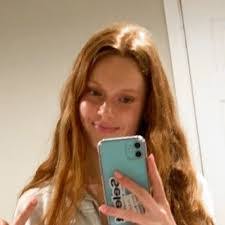 Olivia Lund's Instagram, Twitter & Facebook