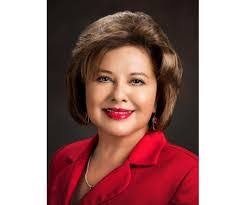 Adela May's Instagram, Twitter & Facebook