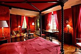 تصاميم غرف نوم مودرن وغرف نوم كلاسيك باللون الأحمر ديكورات أرابيا Bedroom Red Modern Bedroom Design Red Bedroom Design