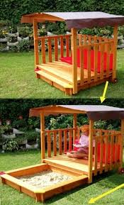 Petite Aire De Repos En Bois Transportable Sur Roulette Servant De Toit Pour Couvrir Un Bac A Sable Jeux Exterieur Deco Enfant