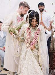A Hindu Wedding In The English Countryside Hindu Wedding Gothic Wedding Dress Indian Wedding Outfits