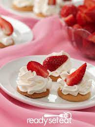Strawberries On A Cloud Recipe 100 Calorie Desserts Desserts Dessert Recipes