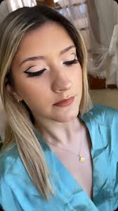 — MAQUILLAJE SOCIAL 💘 , Orne eligió resaltar sus ojos con un delineado  doble que amamos 😍 , Tenes un evento? Podes venir a maquillarte al estudio  o a domicilio. Comunicate por privado para más info ❣️ ...