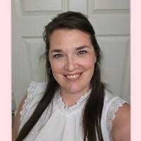 Angela Paoli's Instagram, Twitter & Facebook