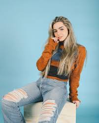 Her birthday, what she did before fame, her family life, fun trivia facts, popularity rankings, and more. Addison Rae Wallpaper 2020 New Download Apk Free For Android Apktume Com