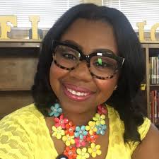 Kassidy Moore (@kassidyteaches)