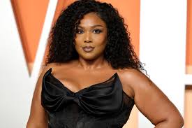 Lizzo celebra su 38 cumpleaños anunciando su nuevo álbum