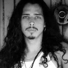 Top 10 Best Grunge Singers Of All Time Bumpshack Com Chris Cornell Long Hair Styles Men Chris