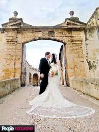 Royal expert kate nicholl said prior to the wedding that meghan was likely to the night before the big day british bridal designer caroline castigliano told the new york post's page six column that stella was making meghan's. Jerrod Niemann Married Wedding Photos Wedding Jerrod Niemann Wedding Album