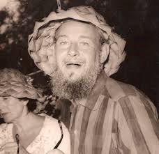 Around the World with Auntie Mame: Tanner III, Edward Everett, Dennis,  Patrick: 9781258308834: Books