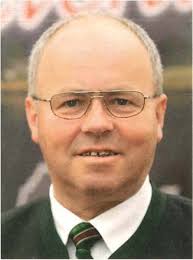 3 6 . JAH RGANG □ N R . 1 2 4 SEPTEMBER 2009