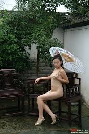 LITU100丽图] 静雨Vol.04丽图写真人体美媚馆-骑士屋美女套图