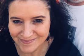 Denise Heckel's Instagram, Twitter & Facebook