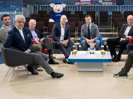 Überall und auf allen geräten, der check24 doppelpass live. 1 Bundesliga Sport1 Doppelpass 710 000 Sehen 1000 Sendung News Fussballdaten