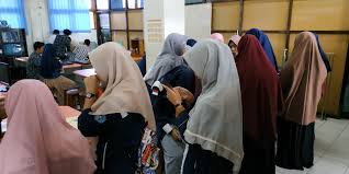 Check spelling or type a new query. Laboratorium Fisika Uad Menerima Kunjungan Dari Prodi Pgsd Universitas Muhammadiyah Makassar Fisika Metrologi Material Elektronika Dan Instrumentasi