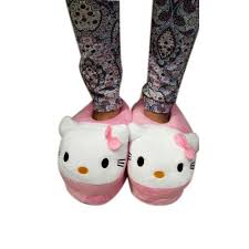 Hello Kitty Soft Bedroom Slipper Disposable Terry Slipper Bedroom Slipper Indoor Slipper à¤˜à¤° à¤• à¤šà¤ª à¤ªà¤² Abdul Kadir Hoshangabadwala Nashik Id 20616994033 More than 600 hello kitty bedroom set at pleasant prices up to 8 usd fast and free worldwide shipping!