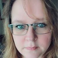 Lori Sivertson's Instagram, Twitter & Facebook