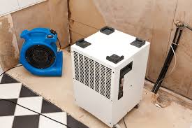 How To Dry Out Water Damage After a Flood or Leak - C&B Complete Cleaning &  Construction