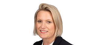 Naomi Cunningham's Instagram, Twitter & Facebook