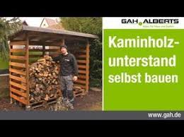 Wir Zeigen Ihnen Eine Einfache Holzunterstand Bauanleitung Mit Der Sie Ihr Kaminholz Trocknen Und Trocken Halten K Holzunterstand Unterstand Garten Unterstand