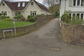 Photos in thames ditton new build. Man Punched In The Face During Knife Point Robbery In Thames Ditton Surrey Live
