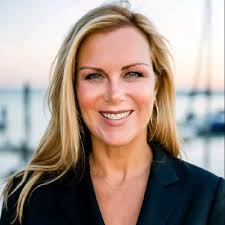 Leslie Bayer MacPherson