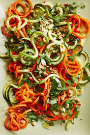 Spiralized Zucchini And Carrot Salad Recipe Vegan Recipes Easy Easy Vegan Dinner Vegan Lunch Recipes
