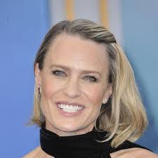 Robin Wright's Instagram, Twitter & Facebook