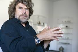 Reinhold messner secured his status as the most phenomenal mountaineer of all time in 1978, when he and his tyrolean countryman peter habeler became the first climbers ever to reach the top of. Reinhold Messner Die Einmannsekte Reportagen Faz