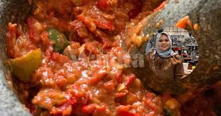 Whether it is for sambal petai, sambal jawa, sambal tumis, sambal tumis ikan bilis, sambal belacan goreng, sambal petai udang, kangkung belacan our sambal belacan resepi represents chillies malaysia, although it has a blend of sambal belacan kelantan, resepi sambal belacan thai and. Sambal Belacan Sedap Cara Yatie Kitchen Kulit Limau Tak Perlu Ditumbuk Mingguan Wanita