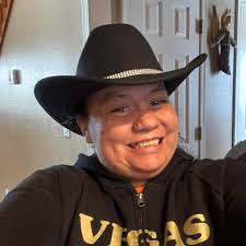 It is with deep sadness that we share the tragic news of the passing of  Mrs. Sue Greig, Assistant Principal of Milagro Middle School. Mrs. Greig  lost her life in a car