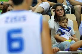 Και αυτό γιατί ο νίκος ζήσης με ανάρτησή του στα social media, ανακοίνωσε ότι αποχωρεί από την ενεργό δράση: E8nikh Andrwn Na Soy Zhsh Photos Onsports Gr