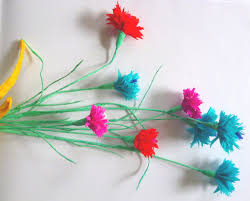 Maybe you would like to learn more about one of these? Anleitung Blumen Aus Krepppapier Basteln 3 Varianten