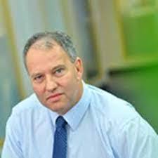 Calvin Macklin's Instagram, Twitter & Facebook