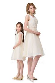 Gallery for mama tochter kleid read also. Heidi A Line Knielangen Tull Juwel Armellose Spitze Mutter Tochter Kleider Babyonlinewholesale