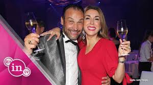 Das leben von judith williams ist der beste beweis dafür, dass eine karriere heutzutage. Dhdl Judith Williams Ihr Mann Steckt Zuruck Youtube