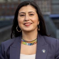 Jessica Ramos's Instagram, Twitter & Facebook