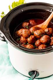 These grape jelly meatballs that you make in a crock pot are just for you! Easy Crockpot Grape Jelly Meatballs Play Party Plan