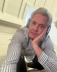 Kyle McLaughlin comes out as non-binary “I'm too girly for the boys and too  boyish for the girls. I lowkey don't fit in anywhere”