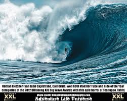 Surfing Con Olas Gigantes Descargate La Foto Para Fondo De Pantalla Pinchando Aqui Surfear Surf Fotografia Increible