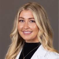 Emily Chestnut's Instagram, Twitter & Facebook